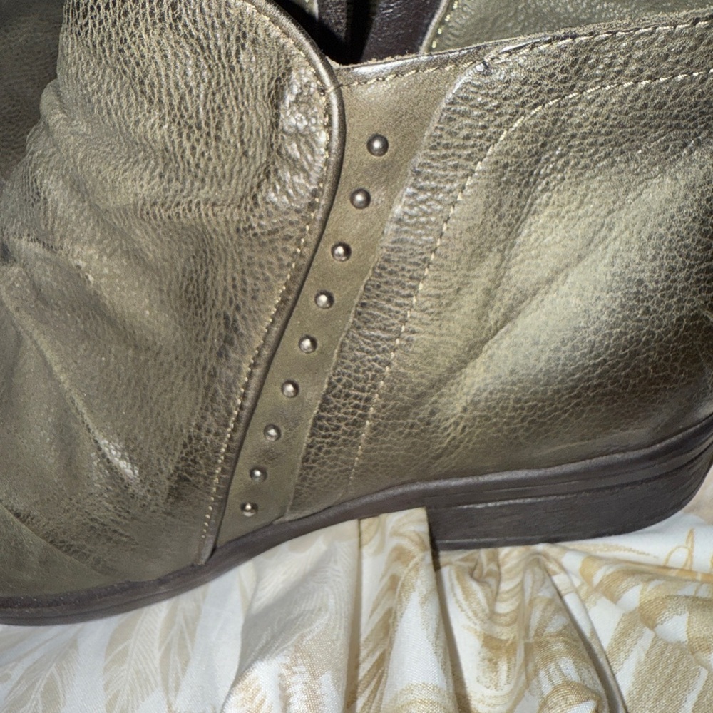 Miz Mooz Gold Ankle Booties with Textured Leather Size 8